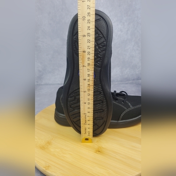 Dr. Comfort Riley Women's Therapeutic Extra Depth Athletic‎ Shoe Canvas Lace-up - Picture 13 of 16